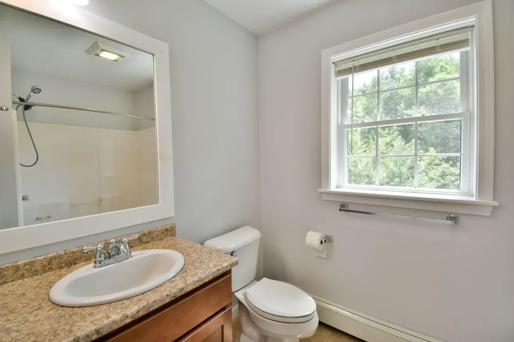 25 Evergreen Lane Sabattus ME 04280