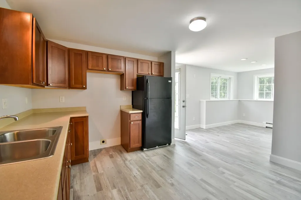 25 Evergreen Lane Sabattus ME 04280