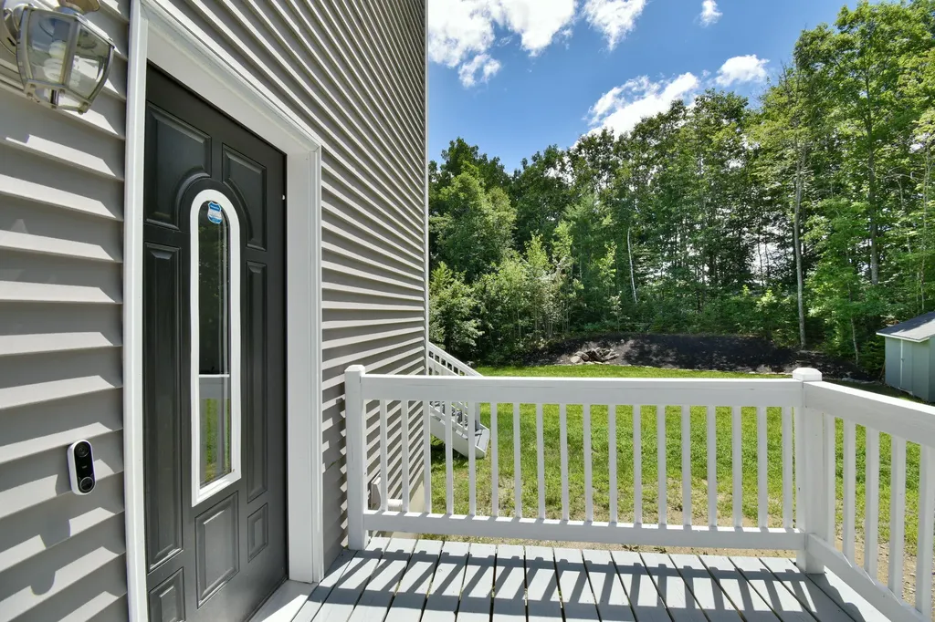 25 Evergreen Lane Sabattus ME 04280