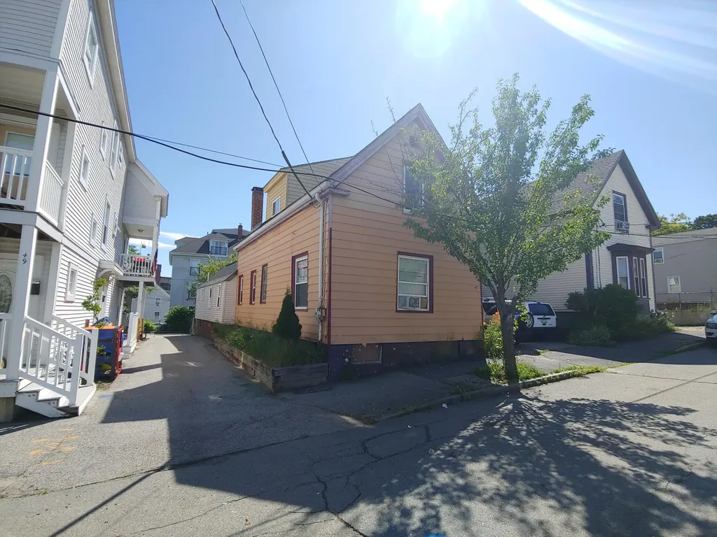 47 Hanover Street Portland ME 04101