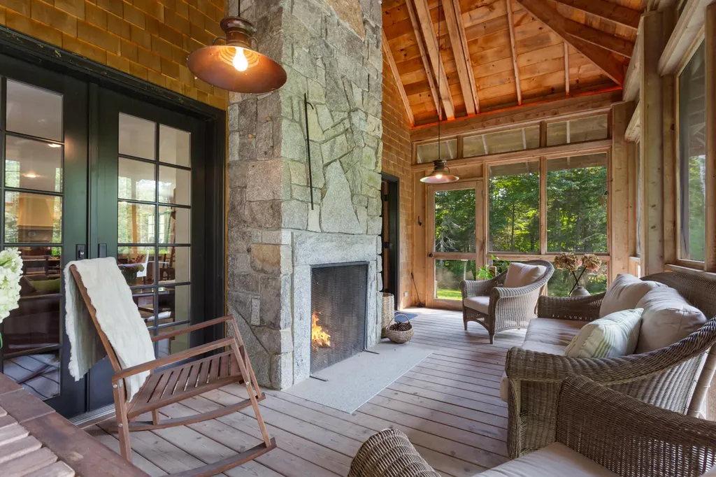 45 Potato Cove Drive Deer Isle ME 04627
