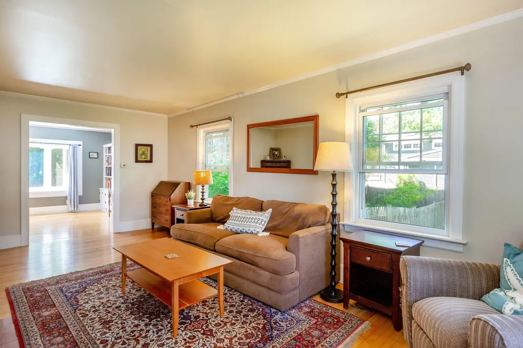 57 Mckeen Street Brunswick ME 04011