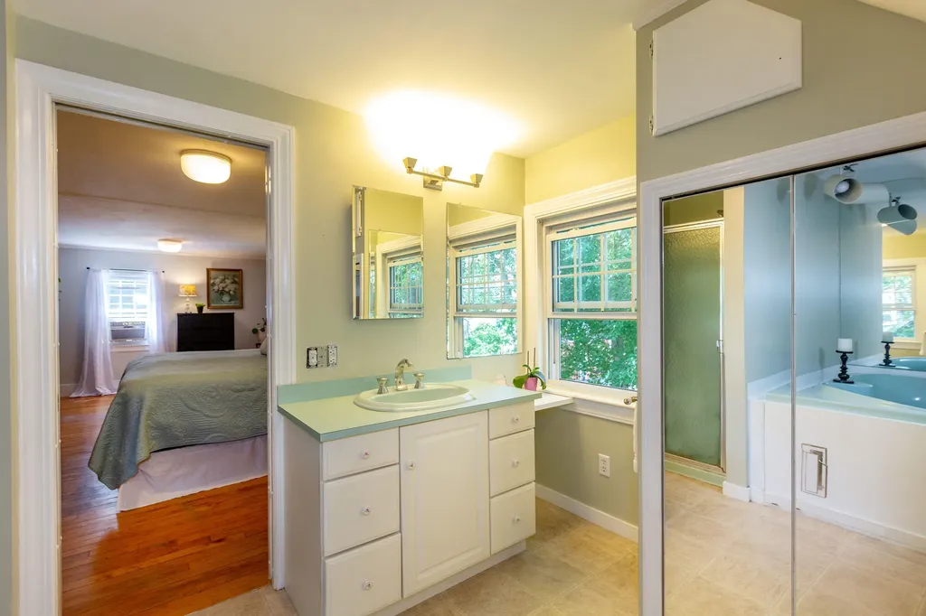57 Mckeen Street Brunswick ME 04011