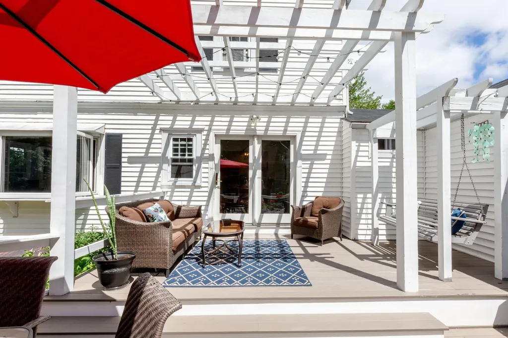 57 Mckeen Street Brunswick ME 04011