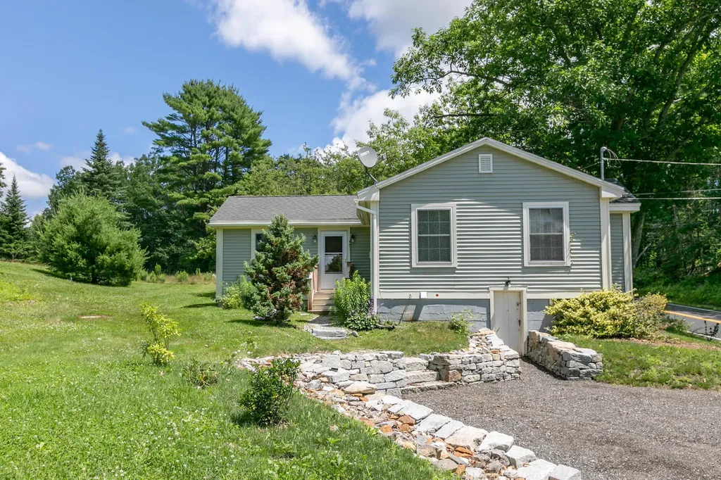 36 Old County Road Freeport ME 04032