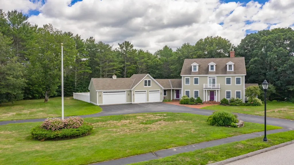 10 Moses Little Drive Windham ME 04062