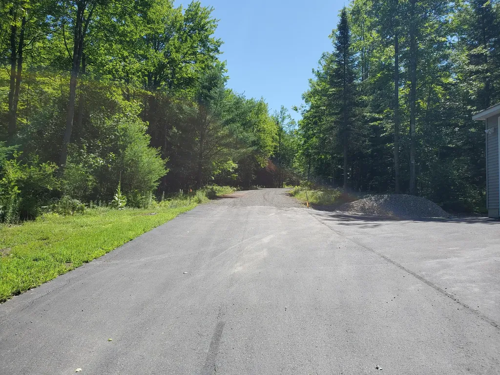 51A Shady Lane Newport ME 04953