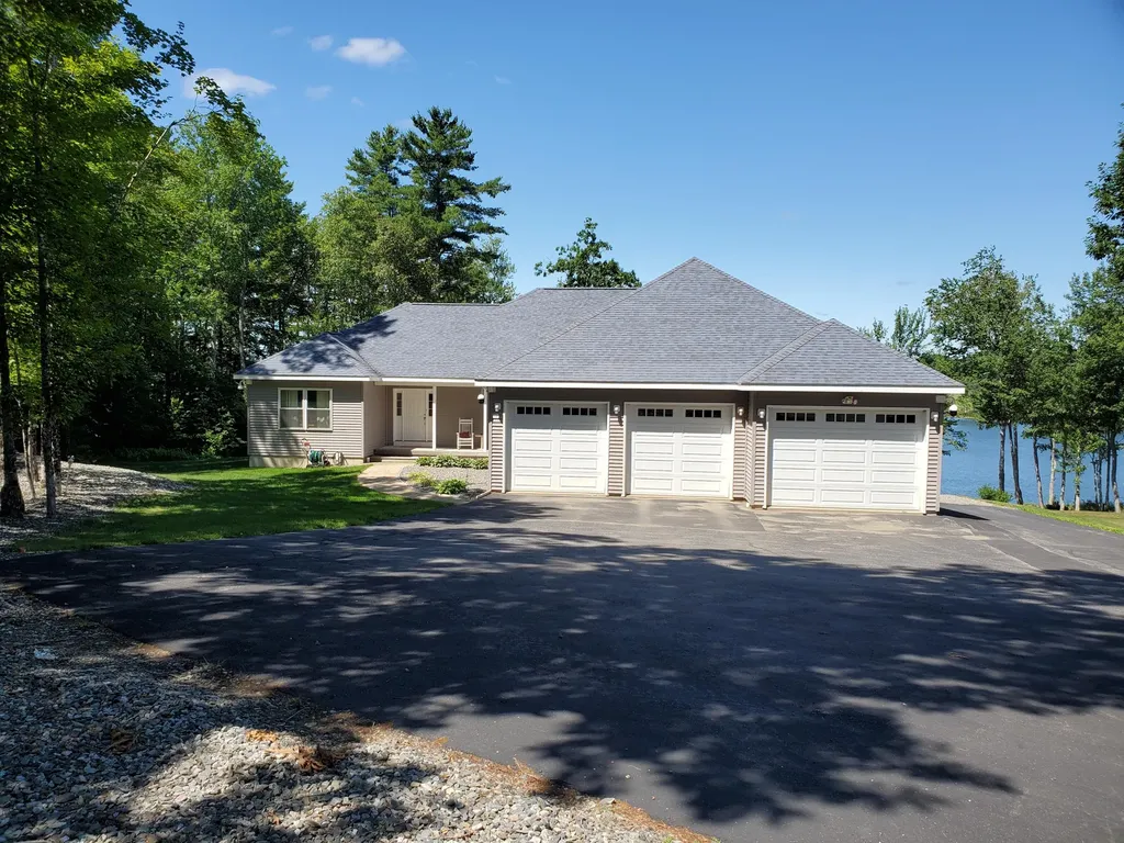 51A Shady Lane Newport ME 04953