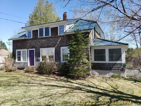 39 Stratton Road Rangeley ME 04970