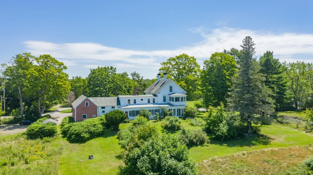 159 Bristol Road Damariscotta ME 04543