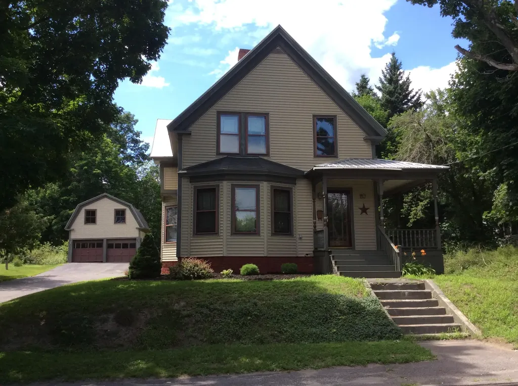 20 West Pleasant Street Oakland ME 04963