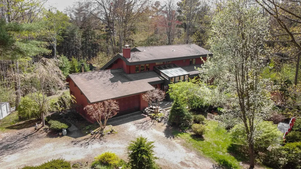 3 Harts Road Kennebunk ME 04043