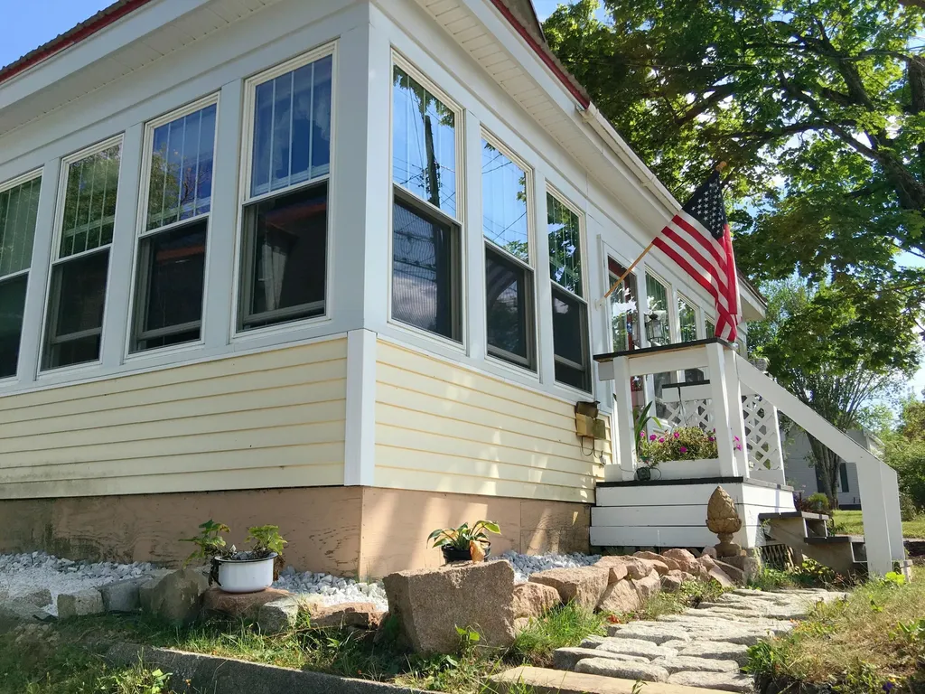 24 Franklin Street Calais ME 04619