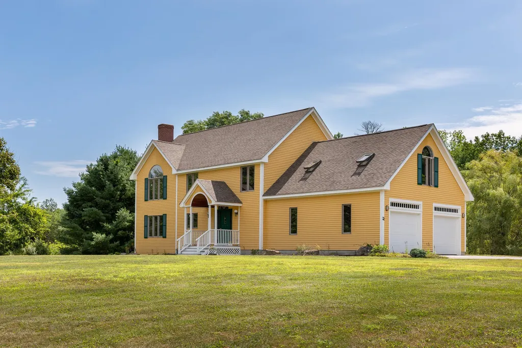 21 Green Trees Drive Gorham ME 04038