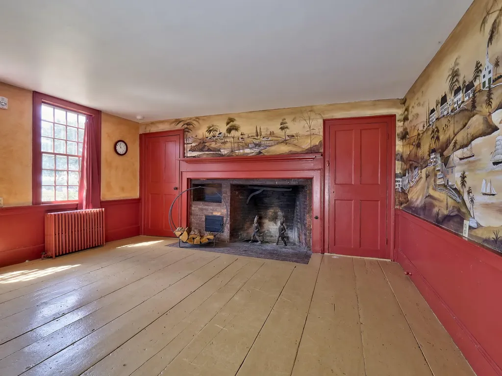 16 High Street Thomaston ME 04861