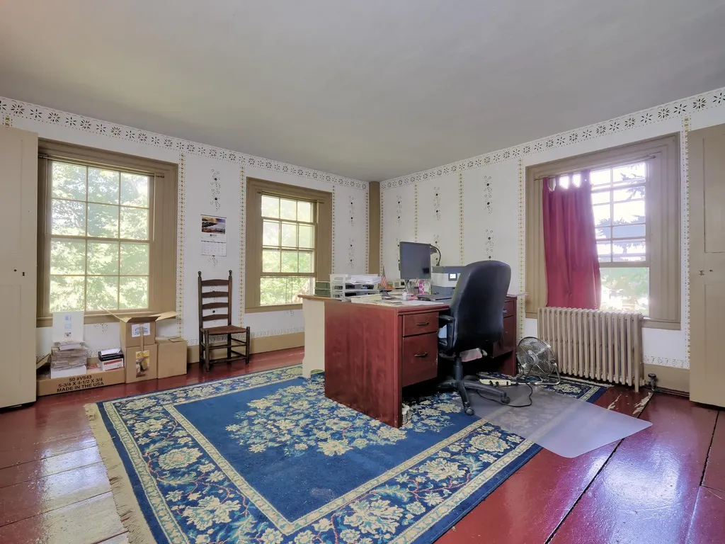 16 High Street Thomaston ME 04861