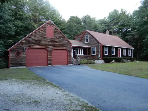 10 Deerfield Circle Standish ME 04084