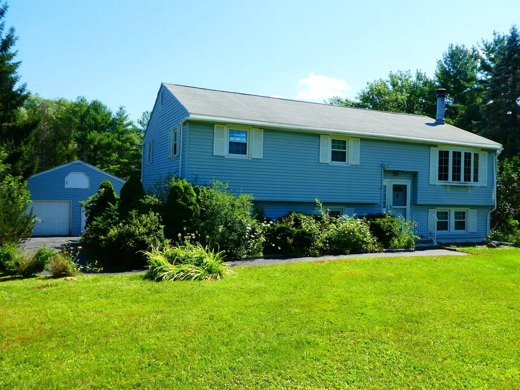 10 Newton Drive Gorham ME 04038