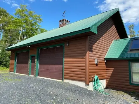 15 Stagecoach Road Greenville ME 04441