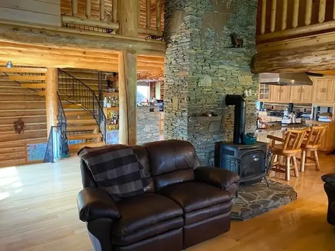 15 Stagecoach Road Greenville ME 04441