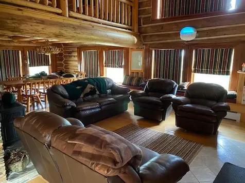15 Stagecoach Road Greenville ME 04441