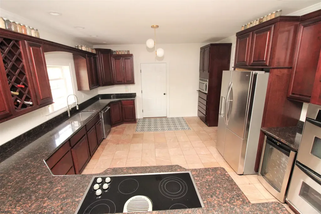 7 Butternut Lane Hampden ME 04444