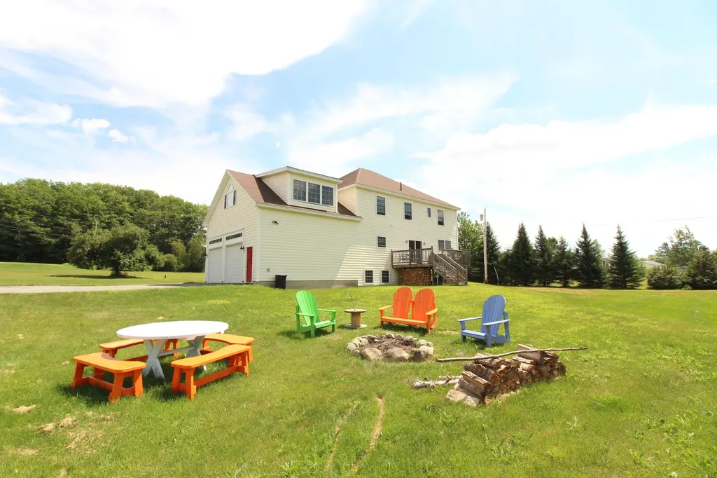 7 Butternut Lane Hampden ME 04444