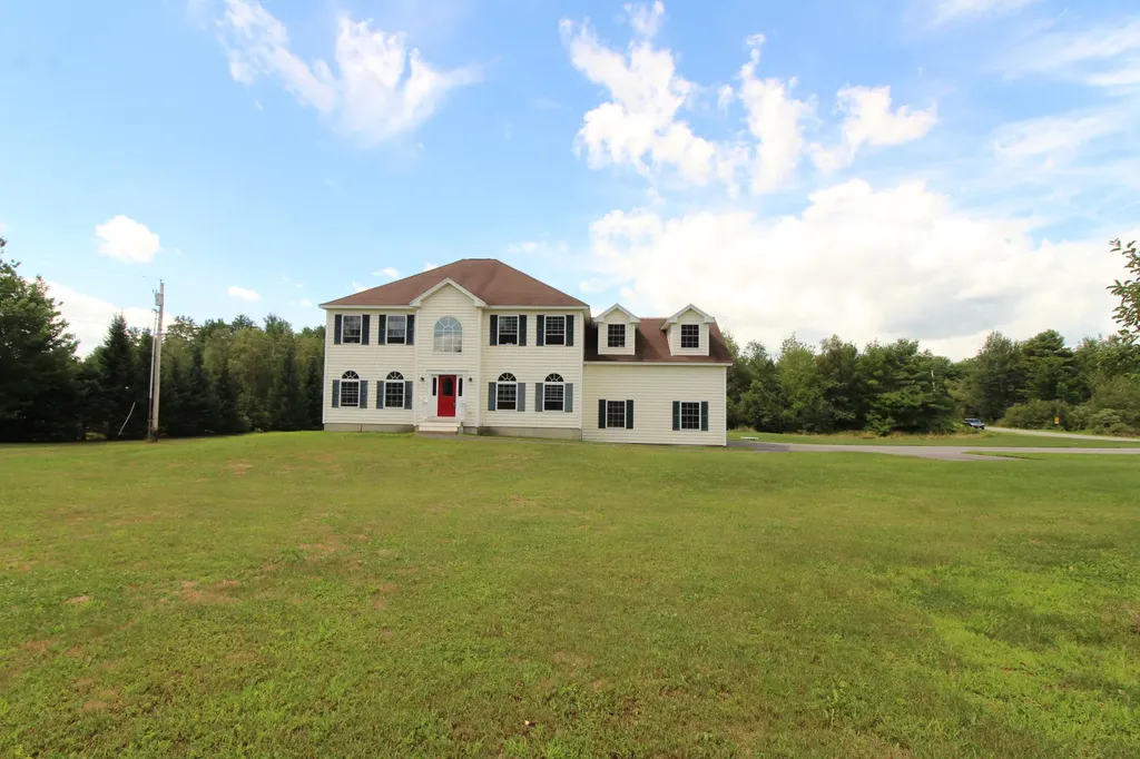 7 Butternut Lane Hampden ME 04444