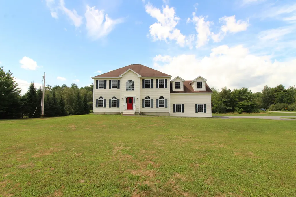 7 Butternut Lane Hampden ME 04444