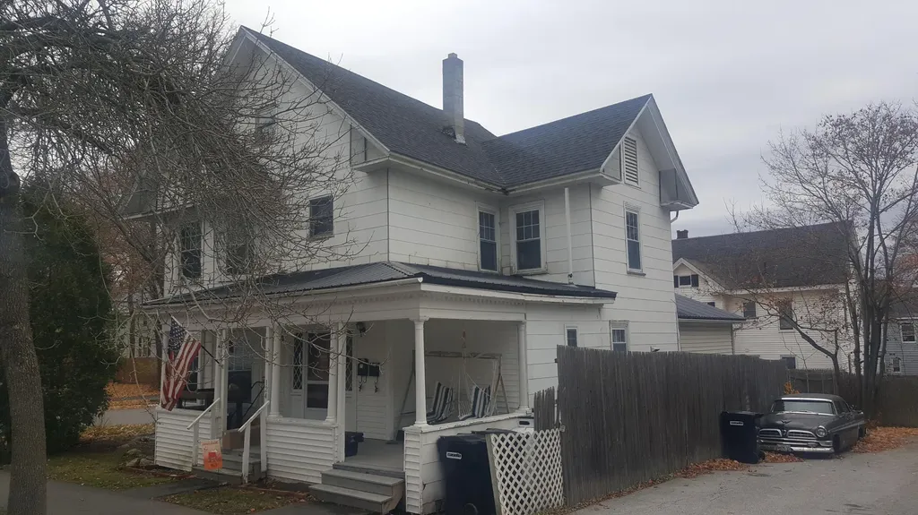 124 W Broadway Bangor ME 04401
