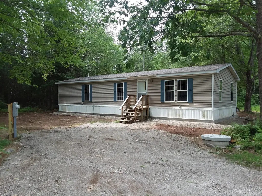 748 Sokokis Avenue Limington ME 04049