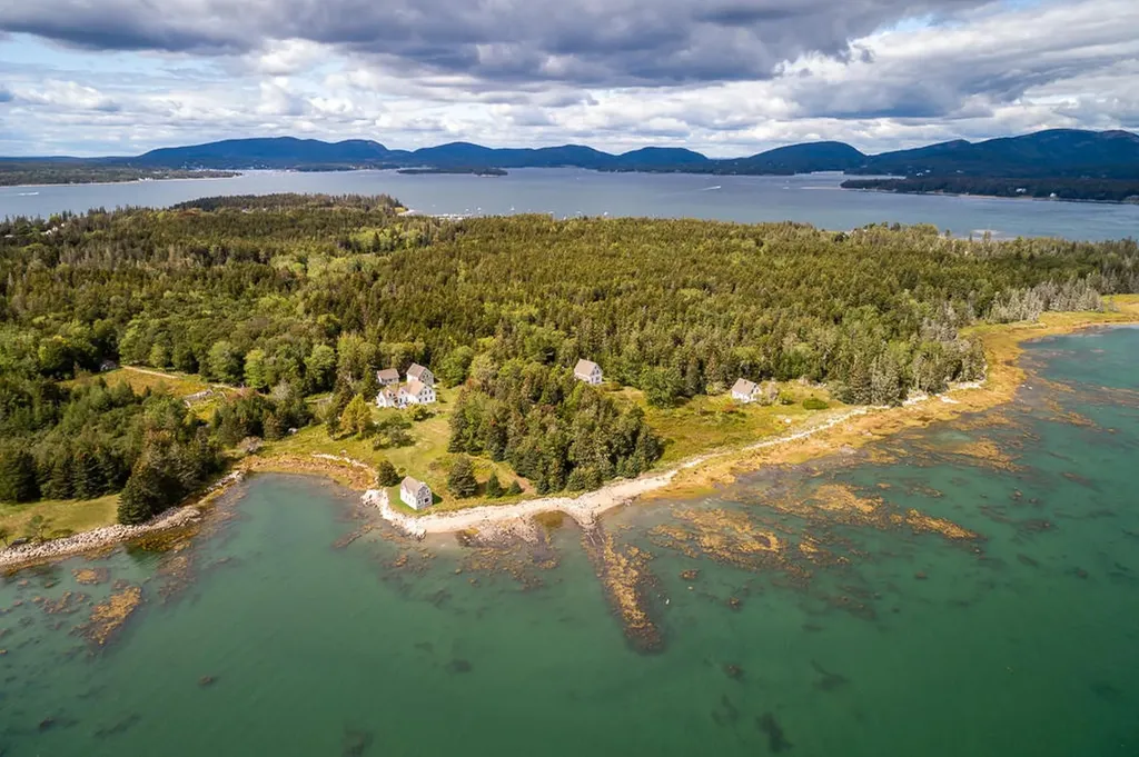 2 Heliker Road Cranberry Isles ME 04625