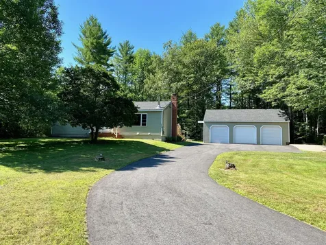 279 Pease Road Buxton ME 04093