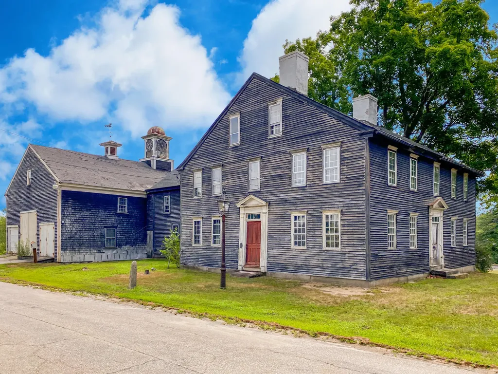 9 Barnard Lane Kennebunk ME 04043
