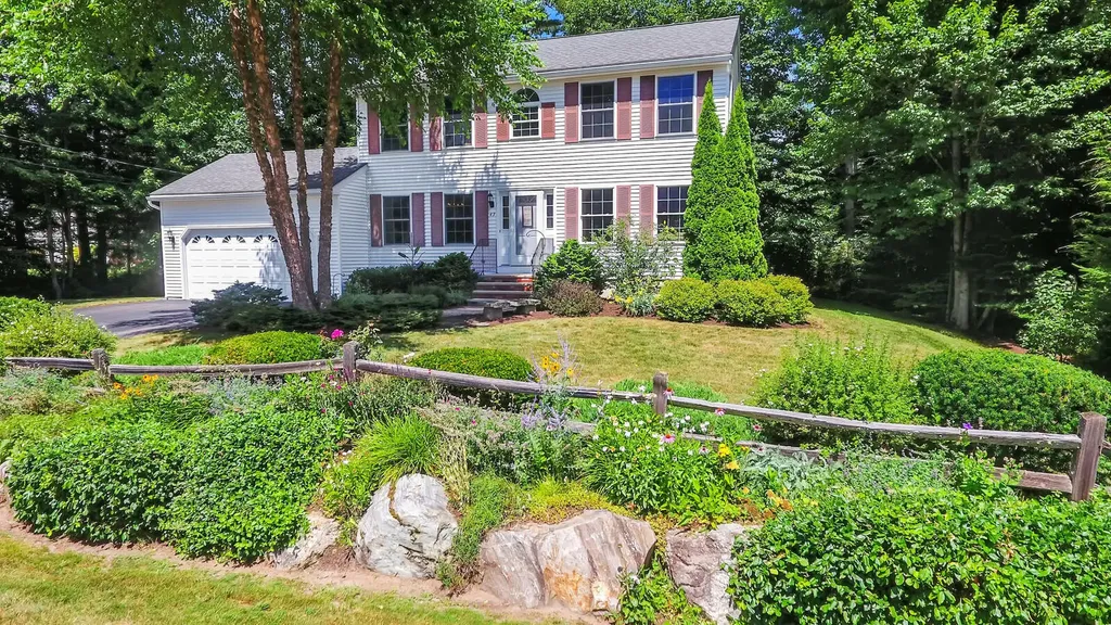 43 Arrowhead Drive Brunswick ME 04011
