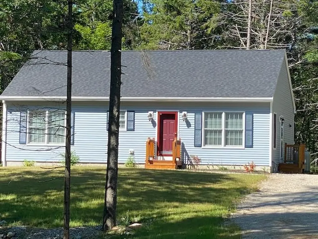 9 Skylar Way Boothbay ME 04537