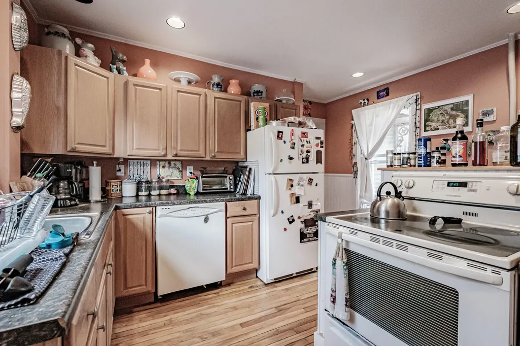66 Irving Street Portland ME 04103