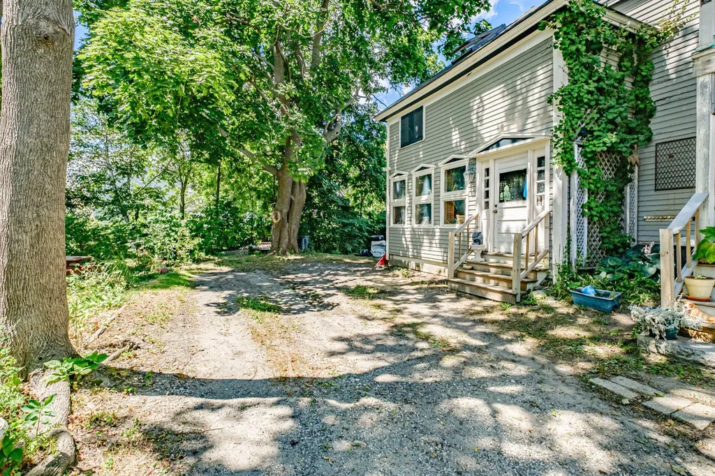 66 Irving Street Portland ME 04103