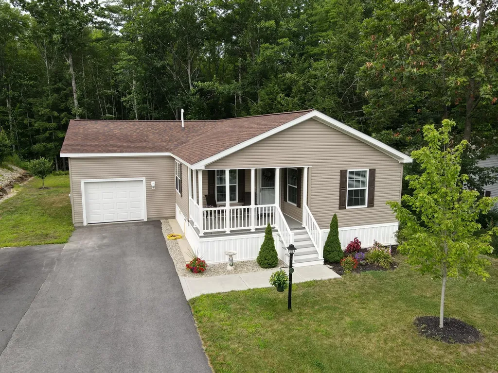 14 Blair Drive Rochester NH 03868