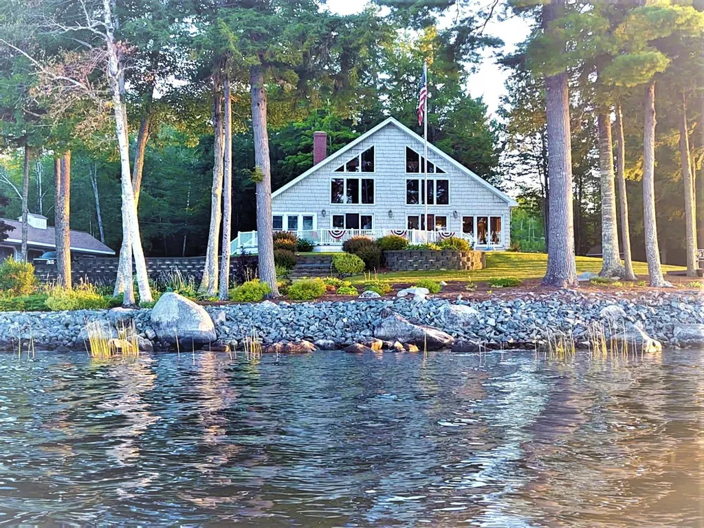 1009 Great Moose Drive Hartland ME 04943