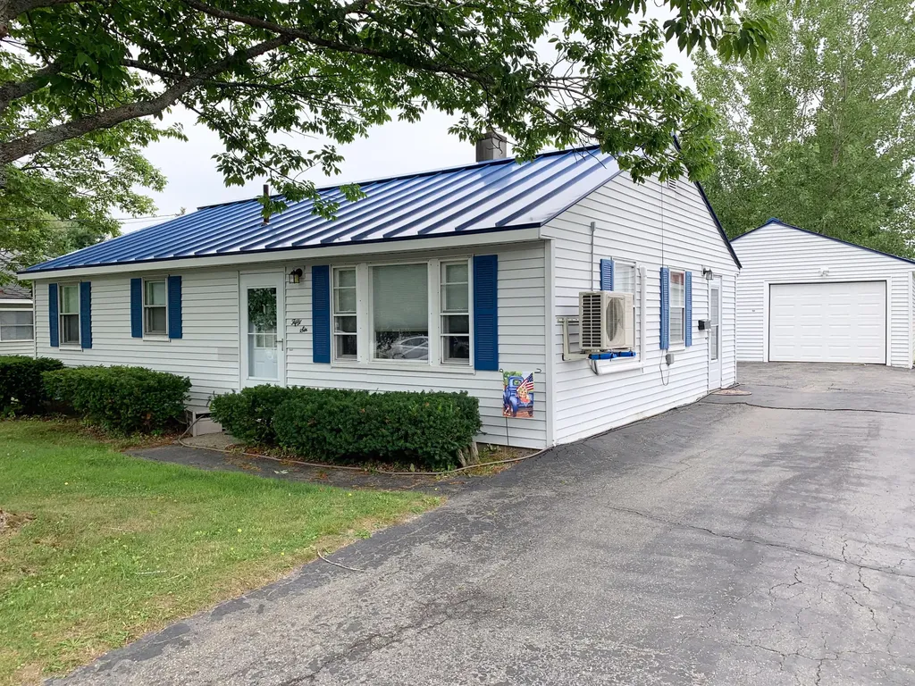 56 Jowett Street Bangor ME 04401