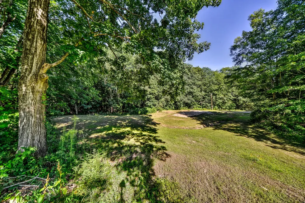 590 River Road Brunswick ME 04011