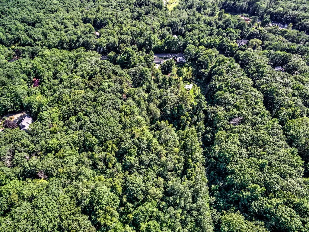 590 River Road Brunswick ME 04011