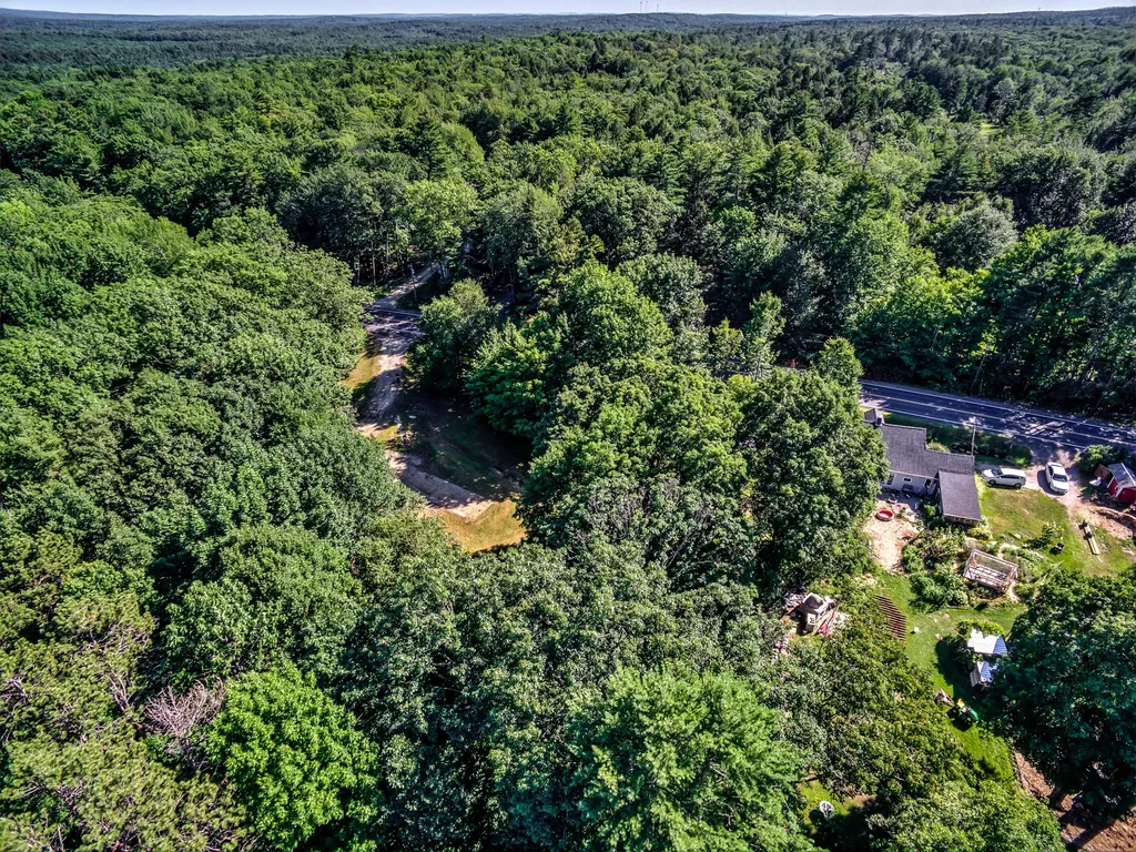 590 River Road Brunswick ME 04011