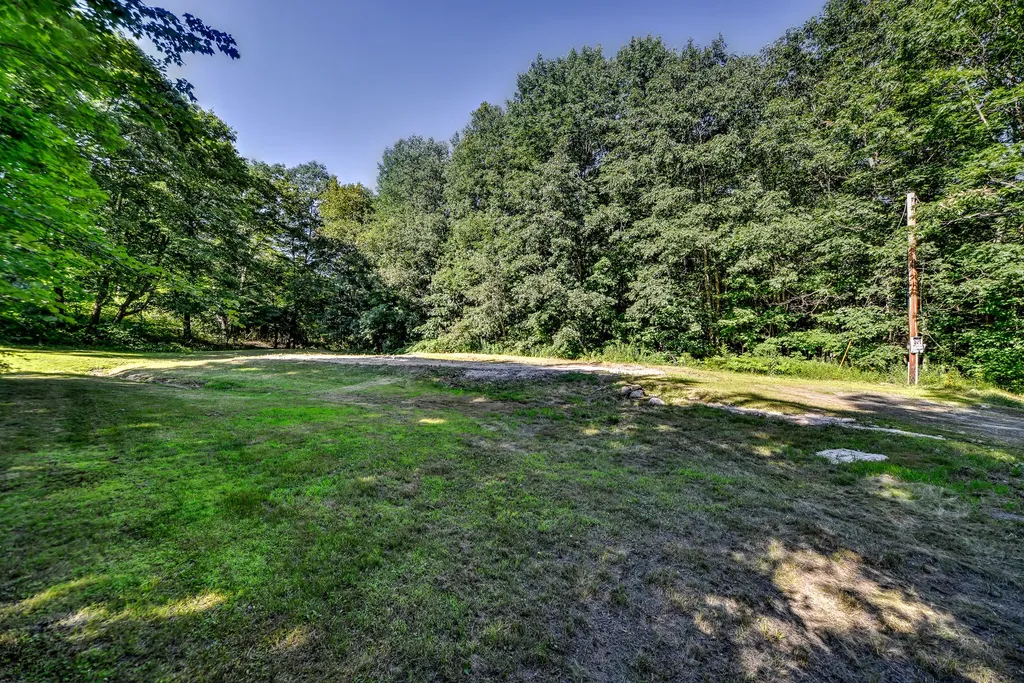 590 River Road Brunswick ME 04011