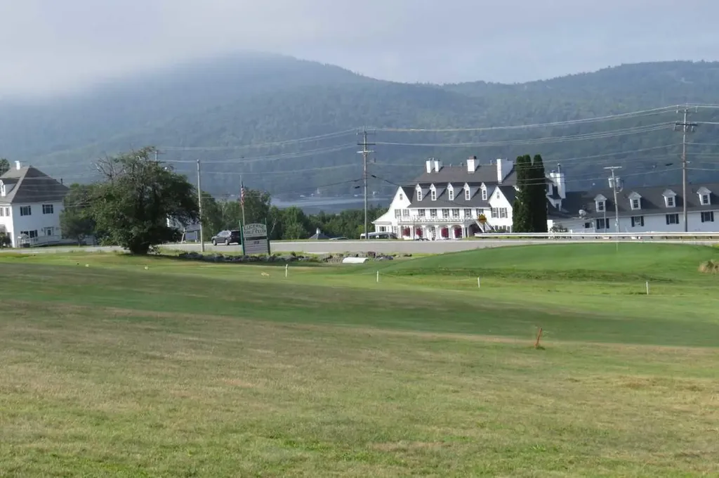 15 Golfers Way Dedham ME 04429
