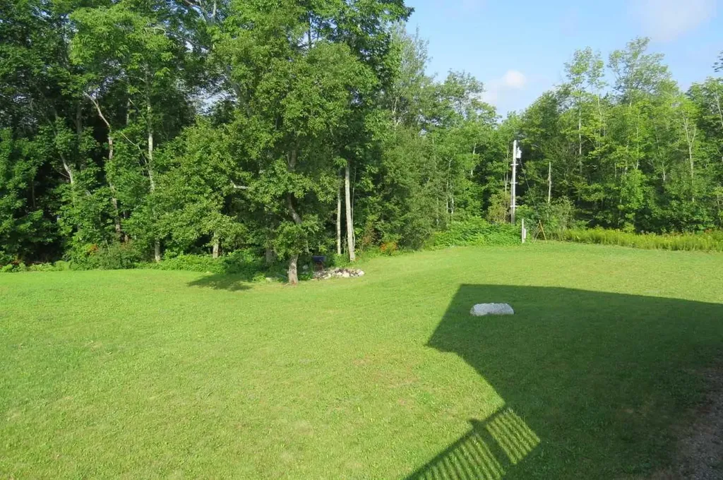 15 Golfers Way Dedham ME 04429