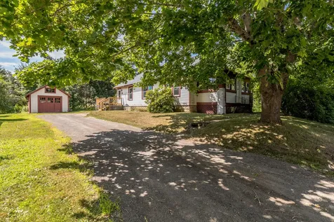 30 Georges Street Thomaston ME 04861