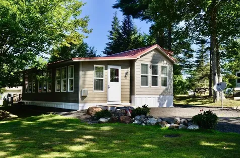43 Fox Den Lane Warren ME 04864