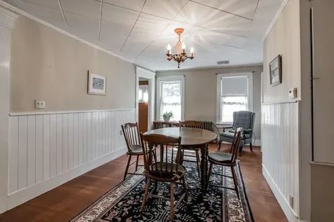 5 Old Route 1 Waldoboro ME 04572